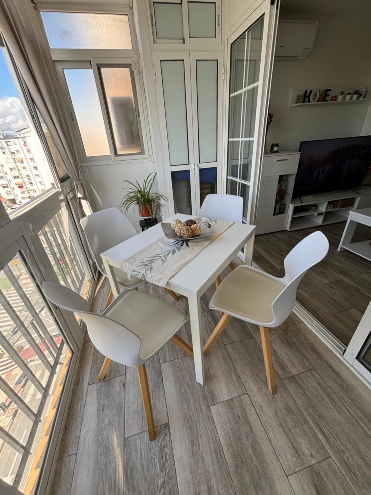 Lucia - Family, Friends & Fun Pet Friendly Apartamento Málaga